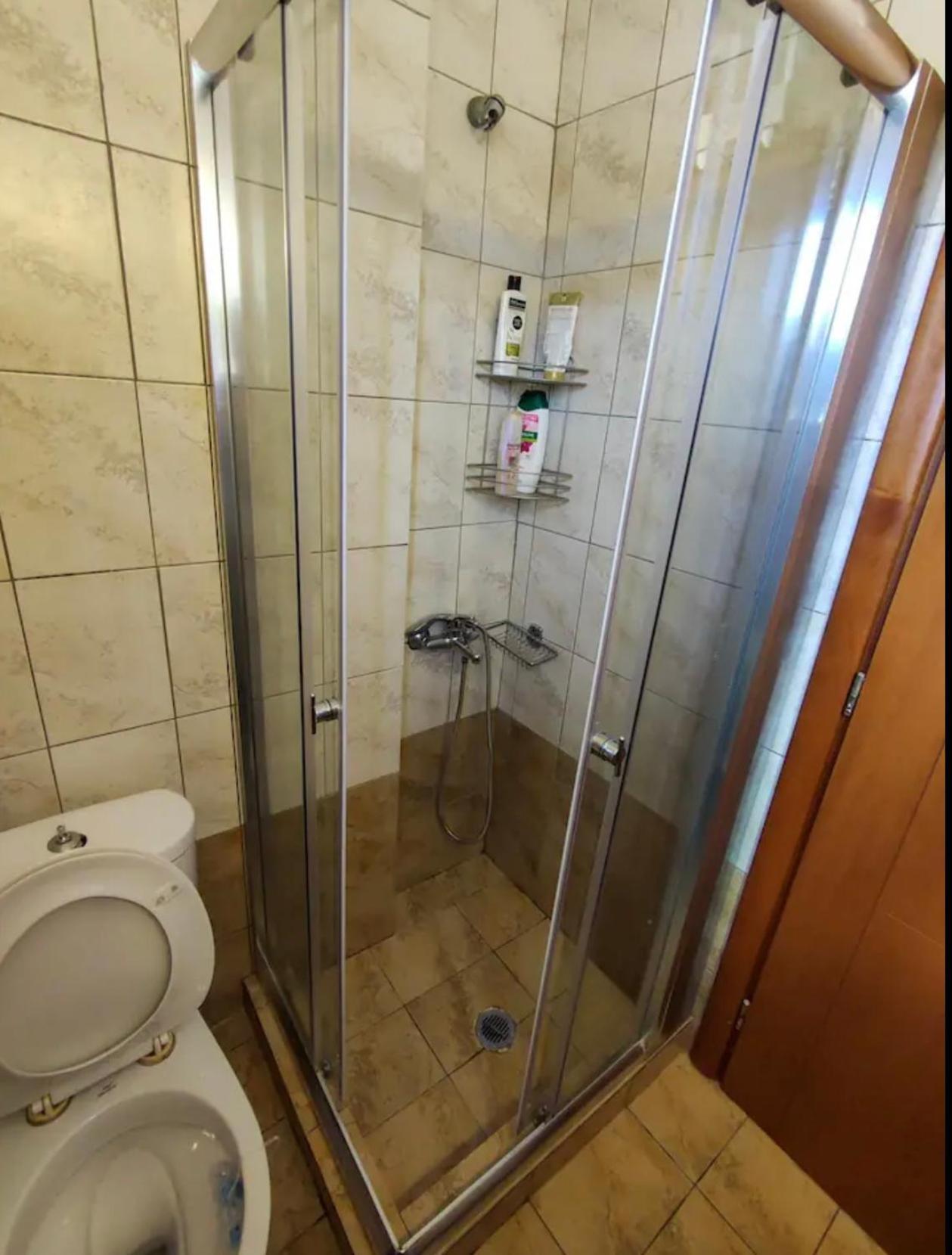 Eretria Homestay Zewnętrze zdjęcie